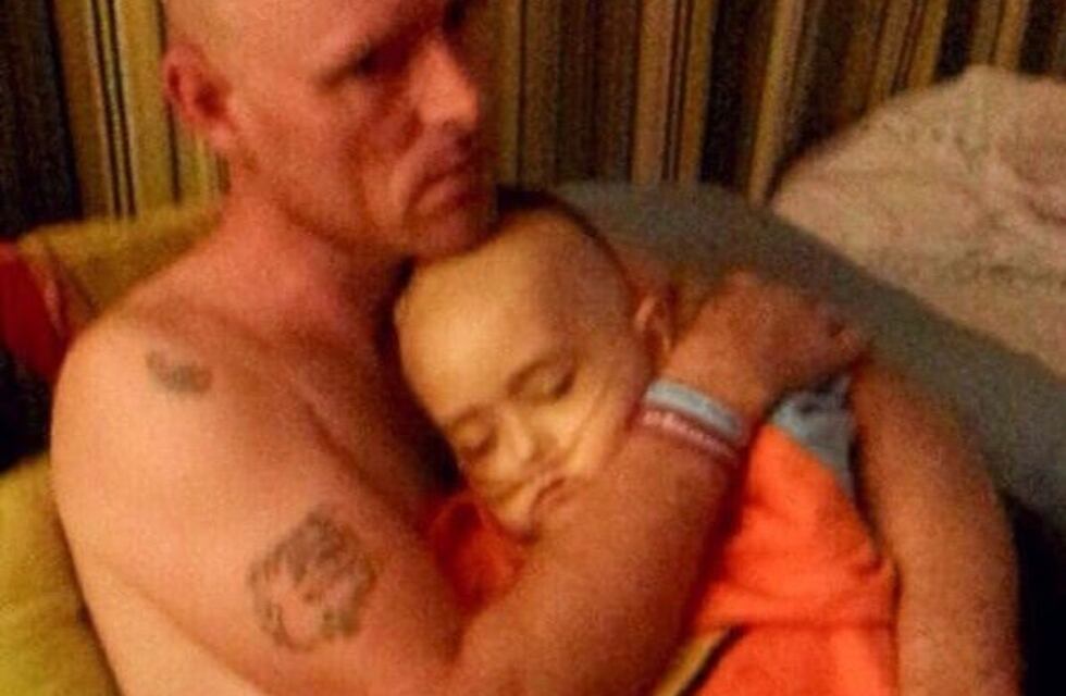 La historia del niño que inmortalizó su último suspiro con una foto