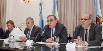 El gobernador Morales anunció la construcción de las viviendas