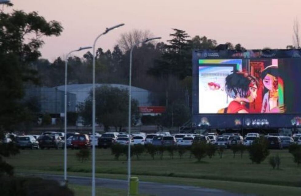 Insólito: el municipio habría enviado un protocolo de taekwondo para habilitar el autocine en Azul