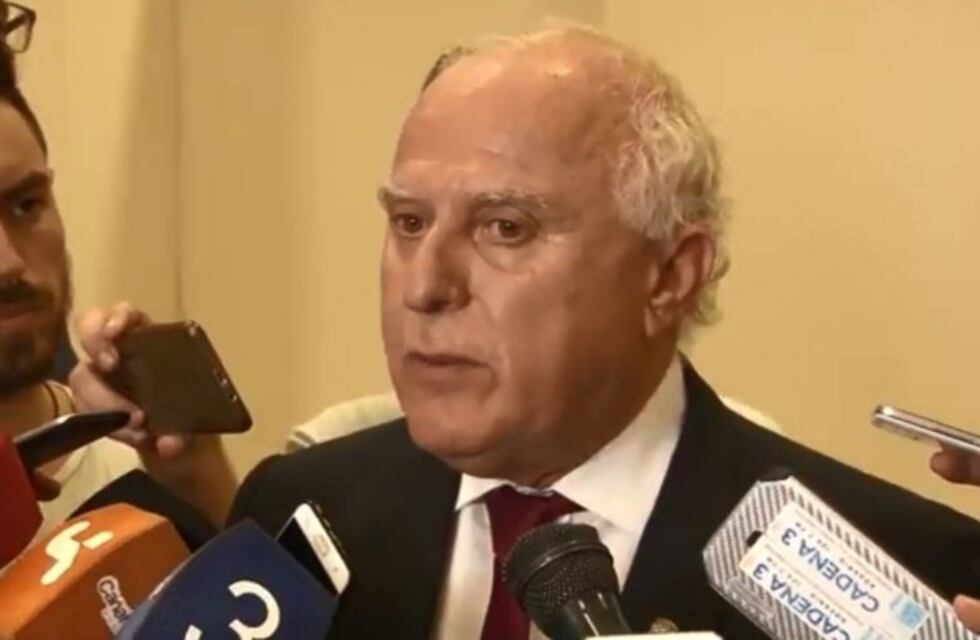 Lifschitz está "totalmente abierto" a alternativas sobre proyectos de narcomenudeo