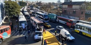 Tres movilizaciones prometen un martes "bravísimo" en el tránsito