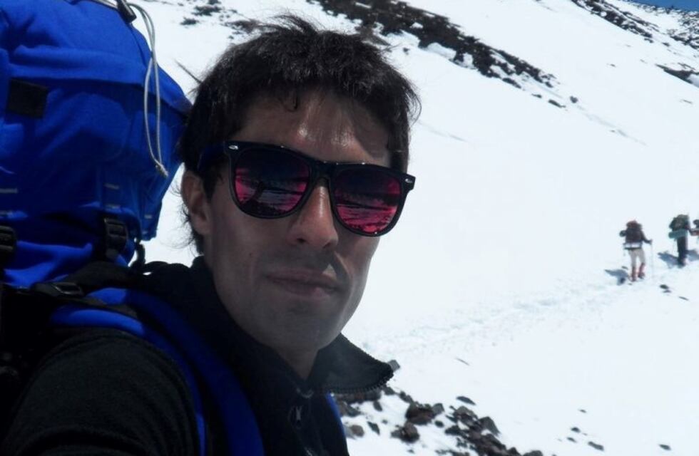 Murió un andinista neuquino mientras subía un cerro en Mendoza