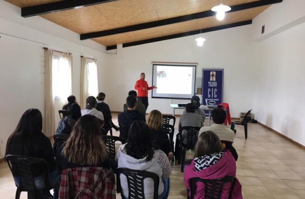 Tolhuin: se realizará el primer curso nocturno para obtener la licencia de conducir