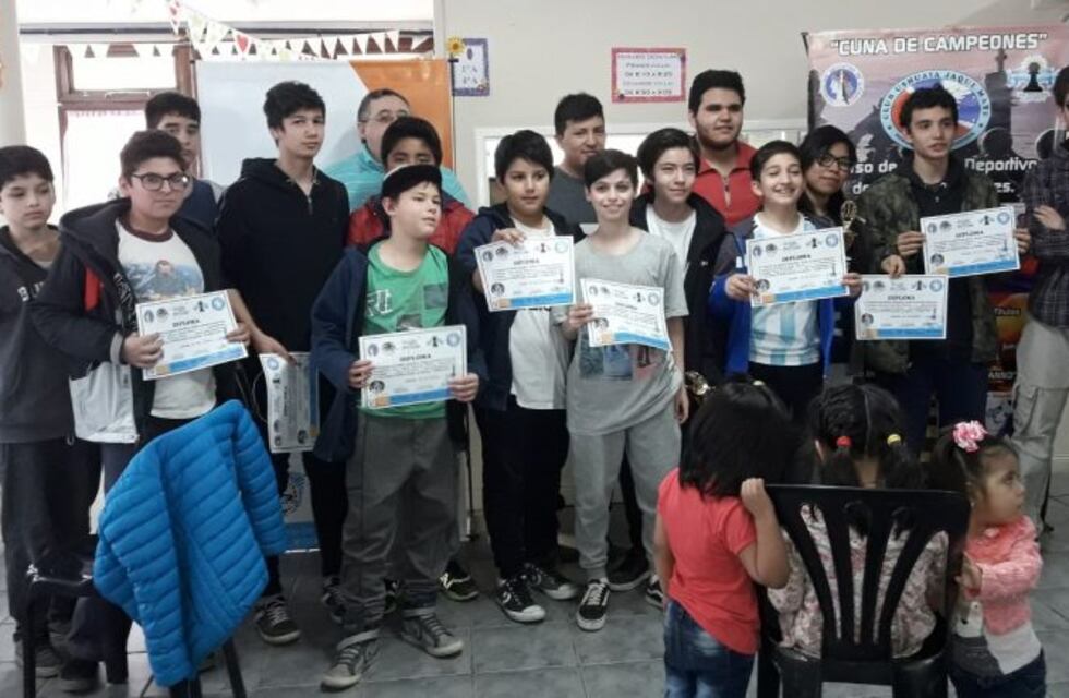 Se disputó el 3° Torneo Intercolegial CAISSA 2018 y el 5° Torneo Peoncito Fueguino