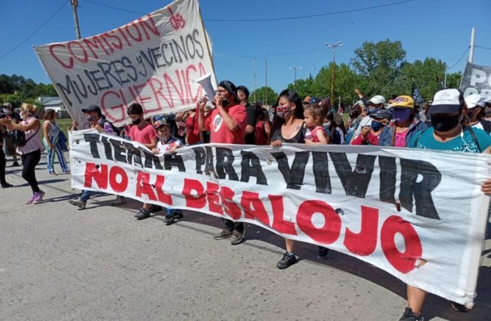 Presidente Perón: protestas frente al municipio, en repudio al desalojo de Guernica