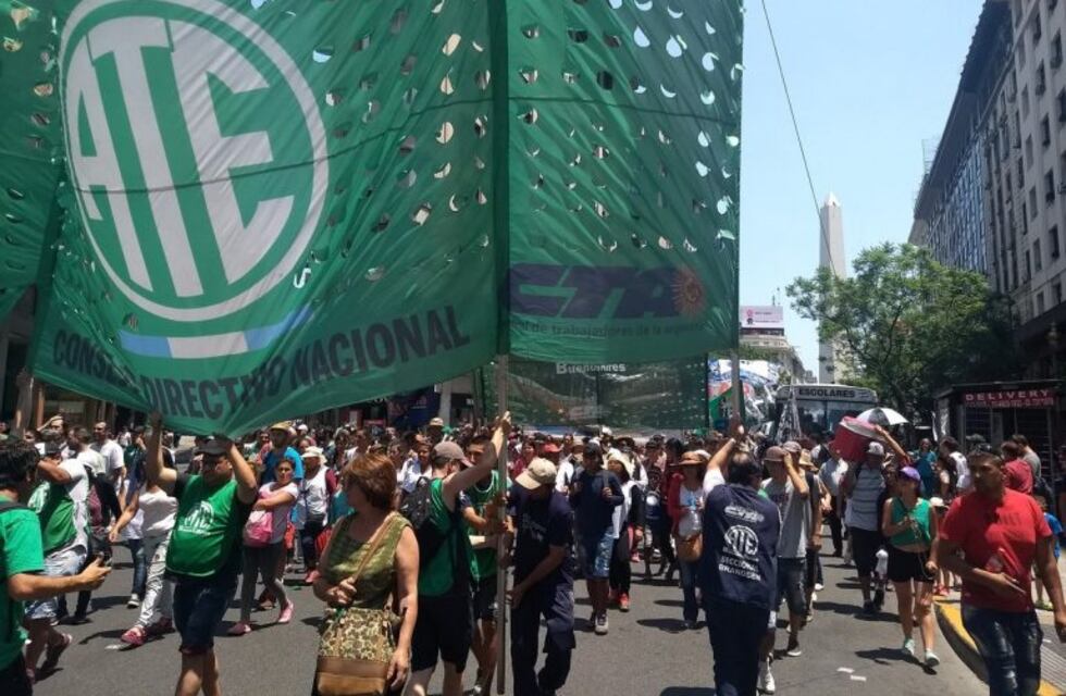 ATE y CTA Autónoma protestan frente al Ministerio de Modernización