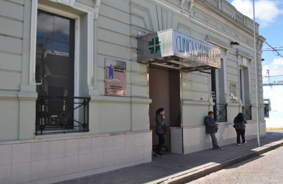Paro en la Clínica San Nicolás en reclamo por la regularización de sueldos