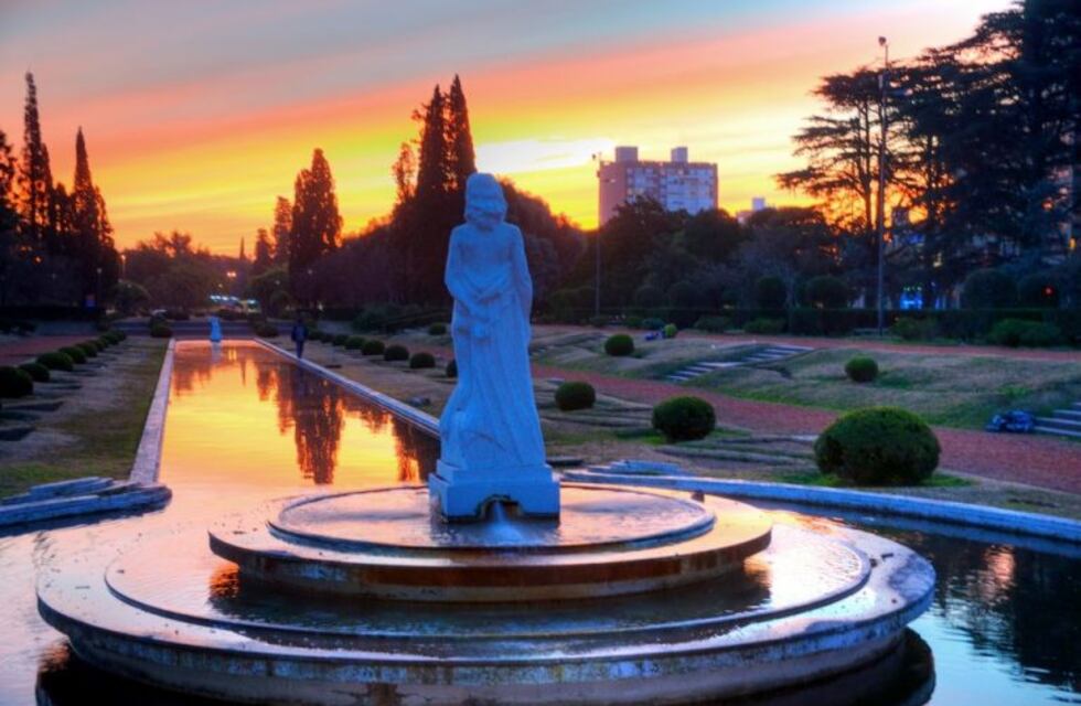 Avanza un plan de restauración de estatuas y monumentos en el Parque Independencia