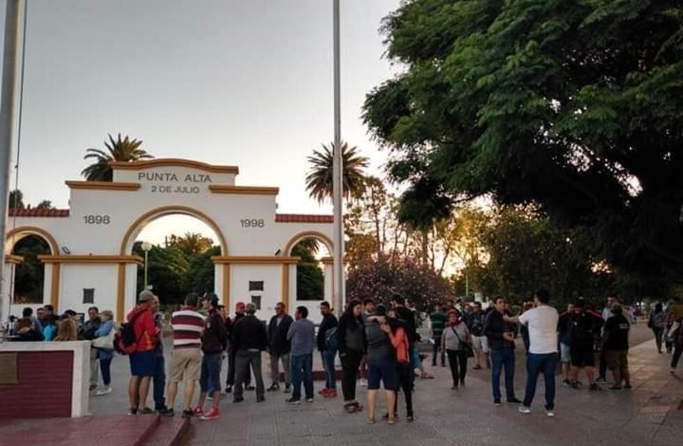 Punta Alta tuvo su convocatoria contra los tarifazos