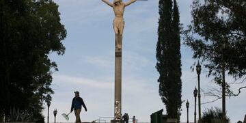 Vía Crucis en Tandil, el plan más buscado por los turistas en Semana Santa