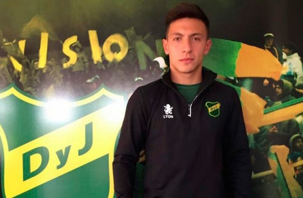 El zaguero Lisandro Martínez, más cerca de Talleres