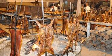 En Mina Clavero impulsarán el chivito a la estaca, con un certamen de asadores.