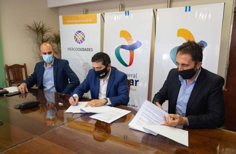 Aysam transfiere más de 26 millones de pesos a la comuna de Alvear para obra de cloacas