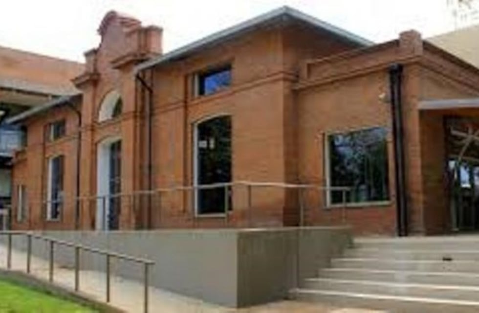 Entregan nuevo espacio construido por el IPRODHA para la Biblioteca del Museo Cambas