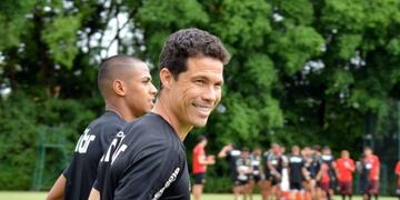 Hernanes mira a Talleres\u002E