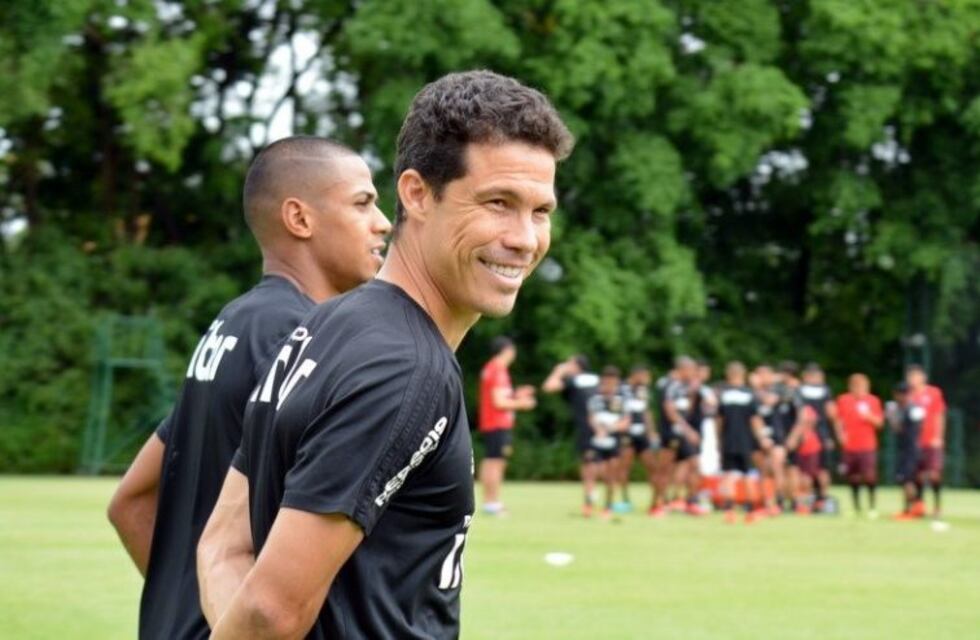 El San Pablo viaja a Córdoba con dudas en defensa y un Hernanes renacido