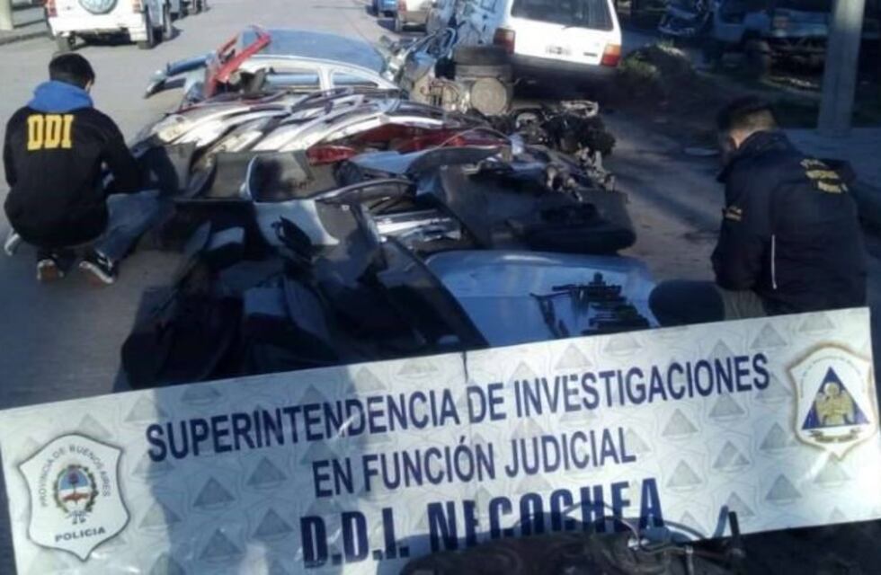 Allanan una vivienda que era utilizada como desarmadero de autos