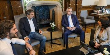 El Gobierno destinará $900 millones para aumentar las becas doctorales y posdoctorales del Conicet \u002E (Presidencia)