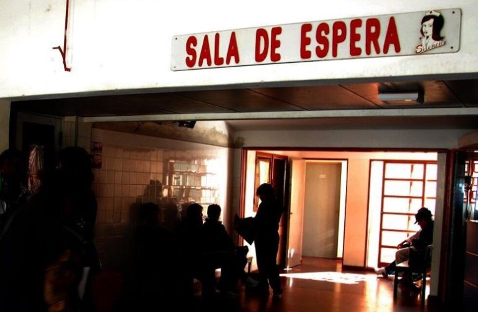 Golpeó a su madre, se autolesionó y terminó detenido