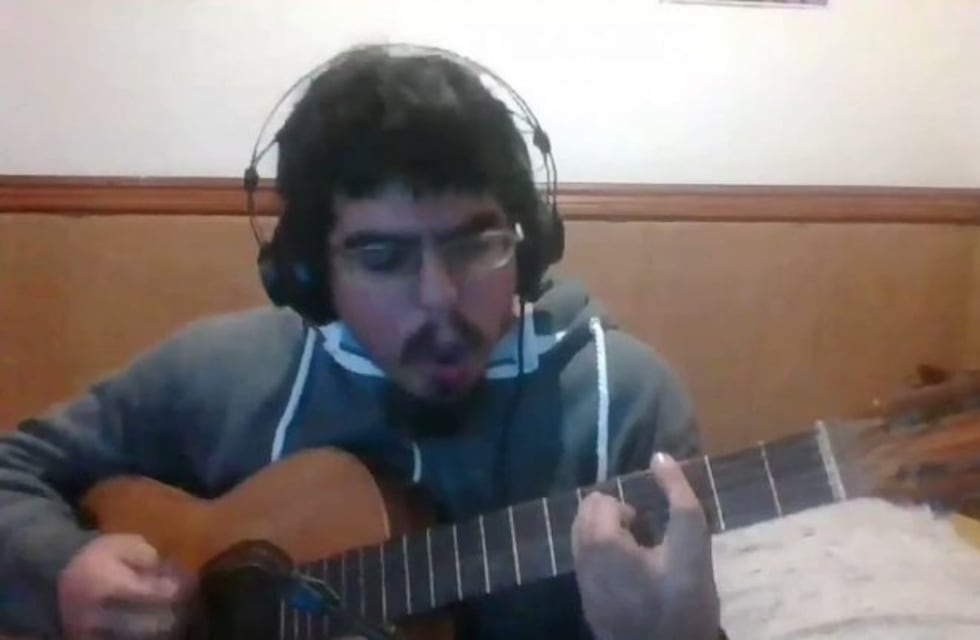 Un streamer fue reducido por la policía en vivo, tras su última transmisión en donde se apuntó con un arma