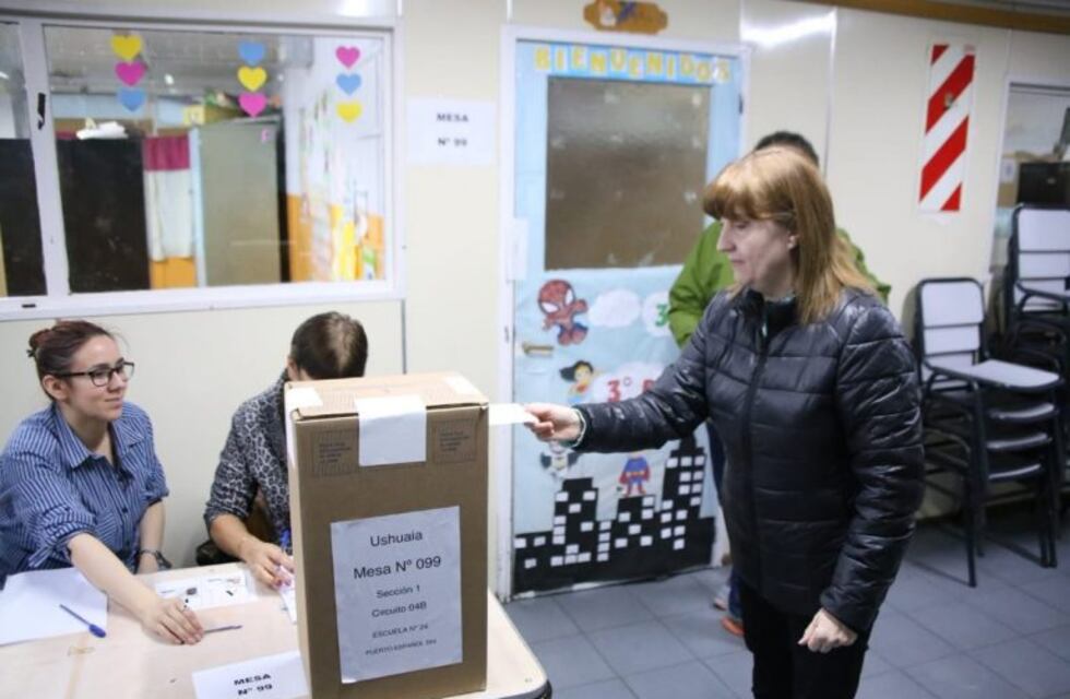 Elecciones Tierra del Fuego: Votó "Chispita"Fadul por Concertación Fueguina