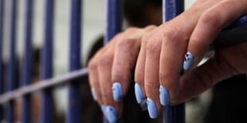 Tras reclamos de mujeres presas, el gobierno niega maltrato a las internas