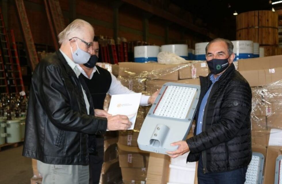 Lámparas para el ahorro en el consumo del alumbrado urbano de Posadas