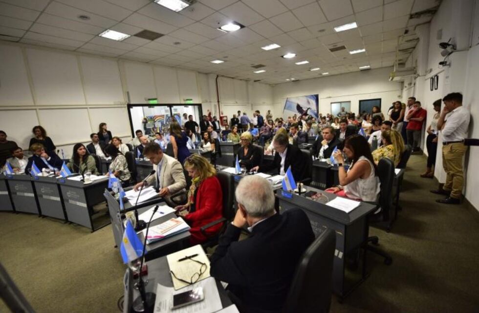 El Concejo aprobó la emergencia económica y otras medidas de Llaryora