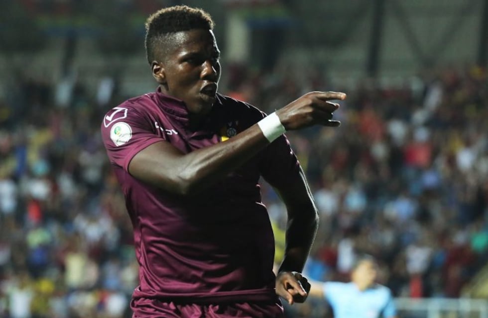 Hurtado se filmó mientras jugaba al tenis y se comparó con Monfils