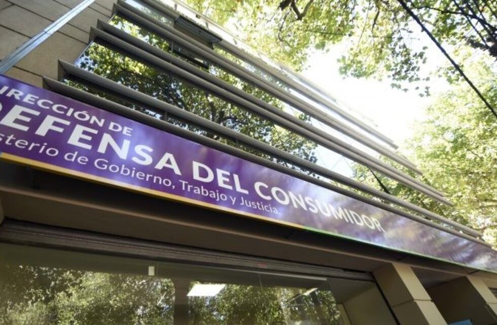 Suspendieron a una empleada pública por no ir a trabajar