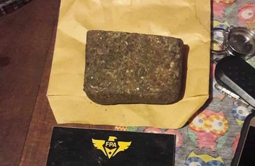 Dos detenidos por vender drogas a adolescentes