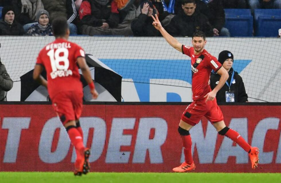 Lucas Alario marcó un doblete en la goleada del Bayer Leverkusen