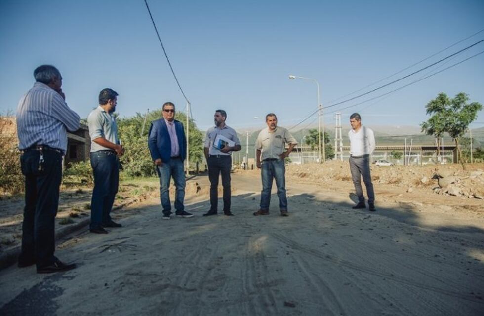 Avanzan las obras de pavimentación de la avenida Güemes Oeste