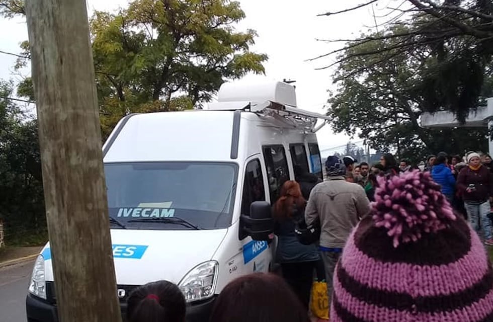 Vecinos de Salsipuedes indignados con la atención de Anses móvil