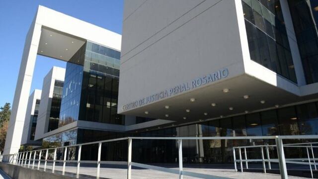 El sospechoso se presentó junto con Brenda H\u002E en el Centro de Justicia Penal\u002E (Archivo)