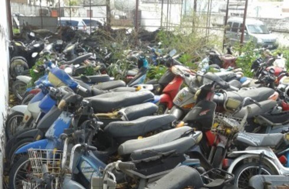 Compactarán las motos en desuso de los depósitos municipales
