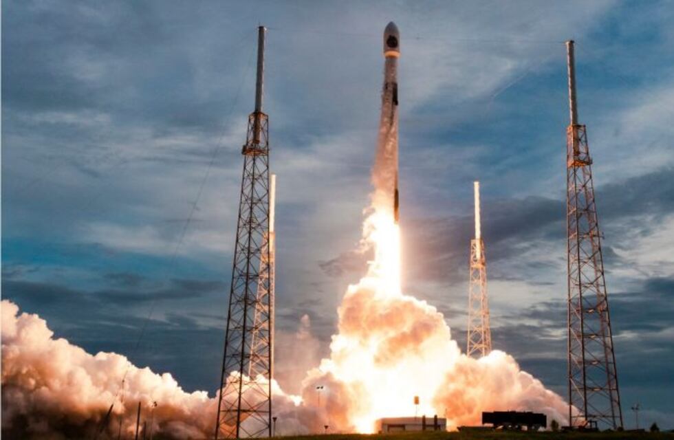 Un técnico salteño participó de la construcción del satélite SAOCOM 1B