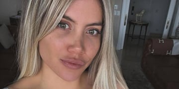Desde México, Wanda Nara subió la temperatura con una microbikini en color tierra de alto voltaje