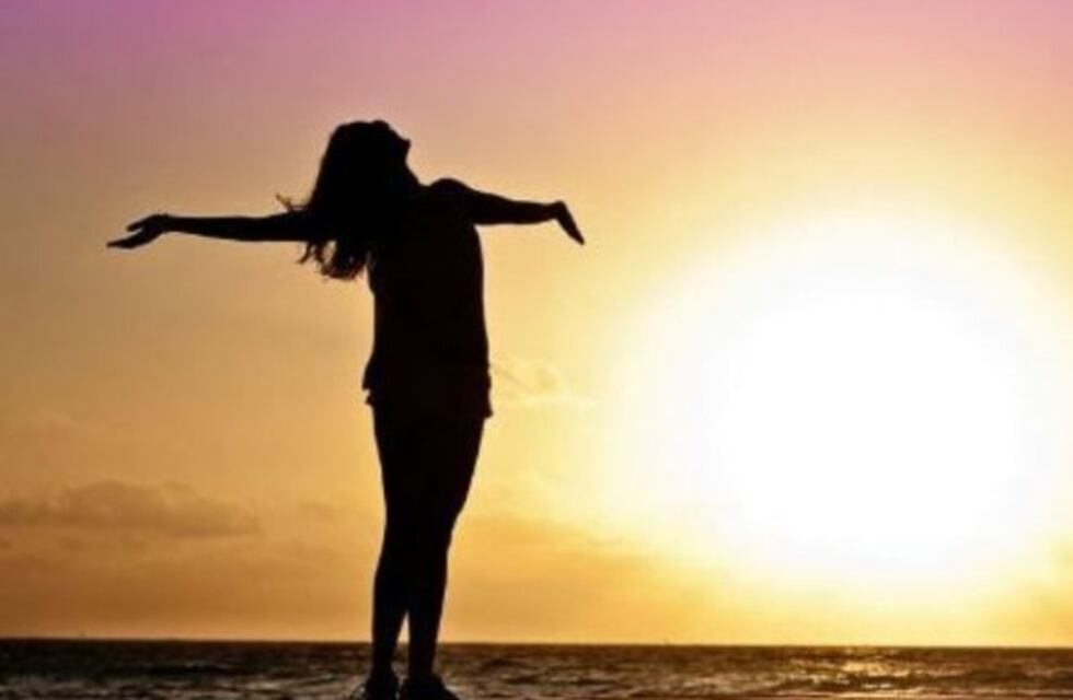 Este viernes se presenta Con Nombre de Mujer