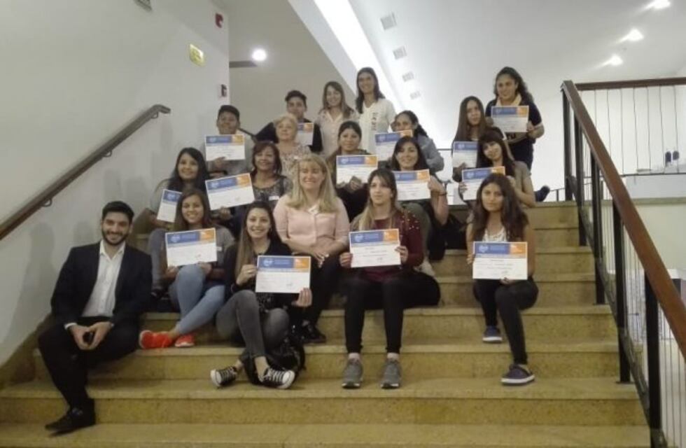Finalizó con éxito la capacitación de "Servicio de Piso Mucamas" en Alta Gracia