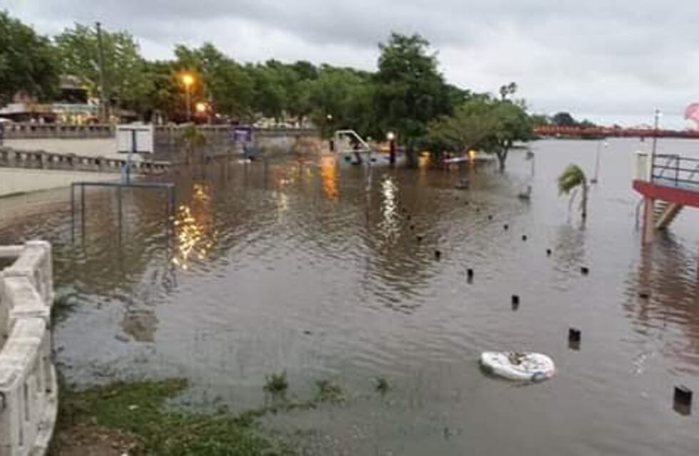 Sudestada: el río supera los tres metros