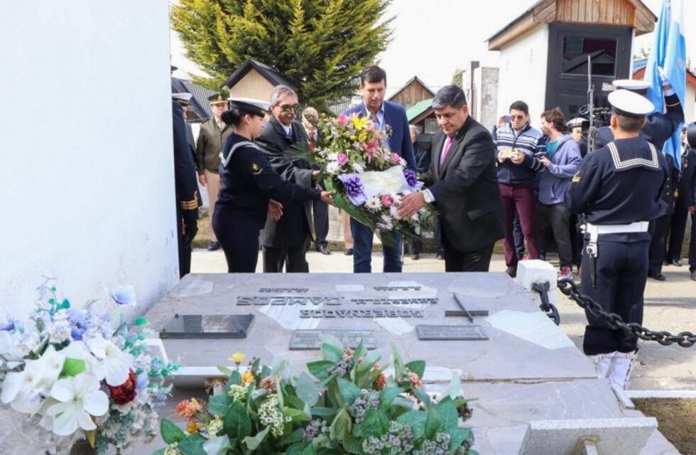 Rindieron homenaje al ex gobernador Ernesto Campos