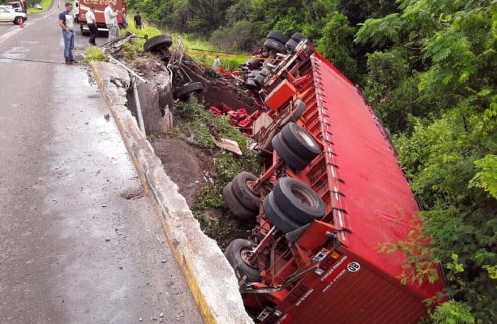 Bonpland: siniestro vial provocó la restricción del tránsito sobre ruta N° 4