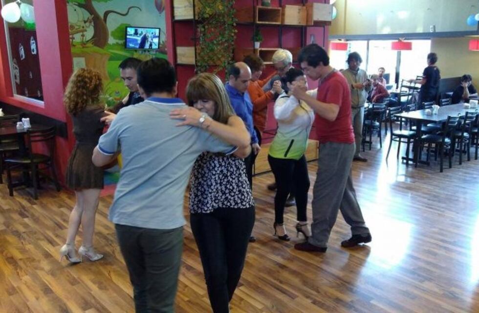 La Sala Liliana Venanzi a ritmo del tango el lunes 18 de junio
