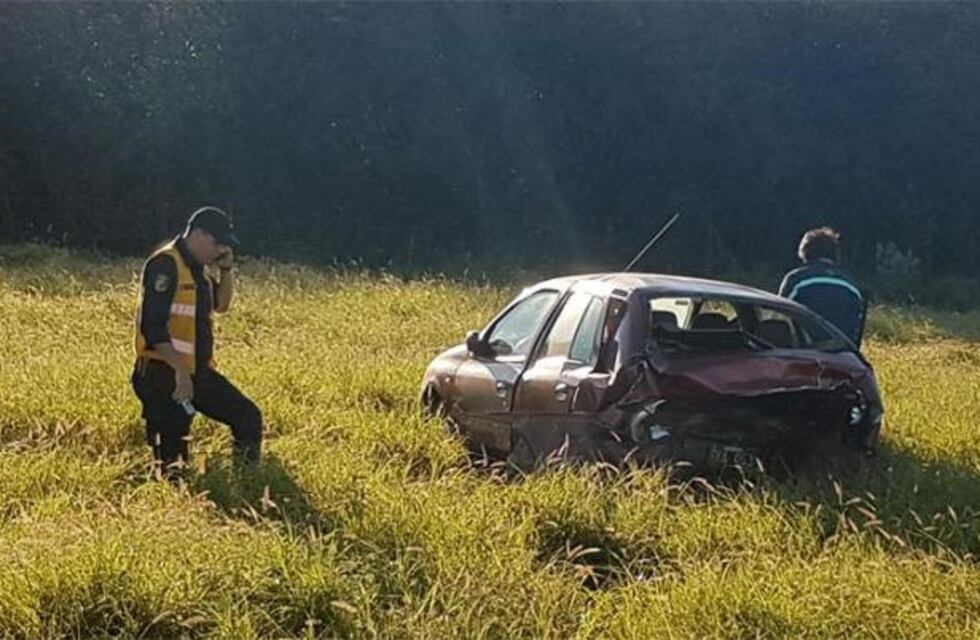 Se durmió al volante y casi causa un tragedia