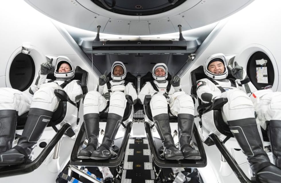 Misión tripulada de la NASA llega a la Estación Espacial Internacional