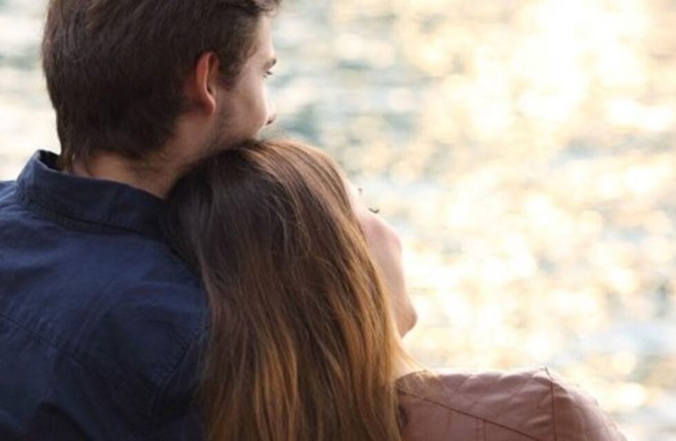 Una joven mostró en las redes sociales a su novio y son casi idénticos