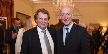 Carlos Sarsale (embajador argentino en Inglaterra)  y Mark Kent (embajador británico en Argentina)\u002E