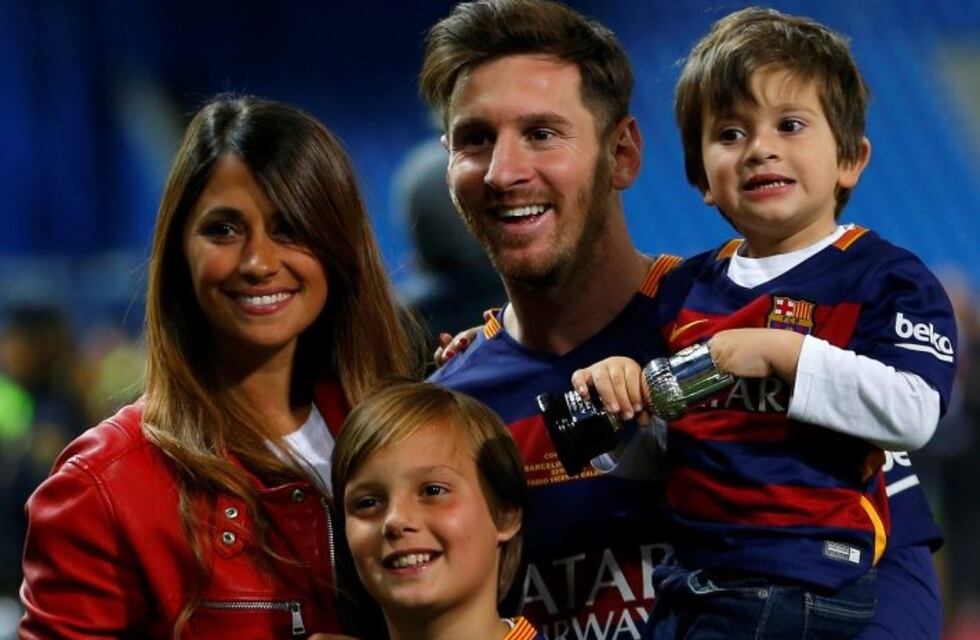 Una figura de la TV hará un "toco y me voy" en Rosario para no perderse la boda de Messi