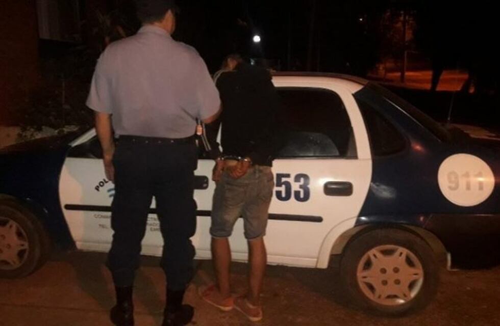 Detienen a un hombre que efectuaba disparos frente a una vivienda